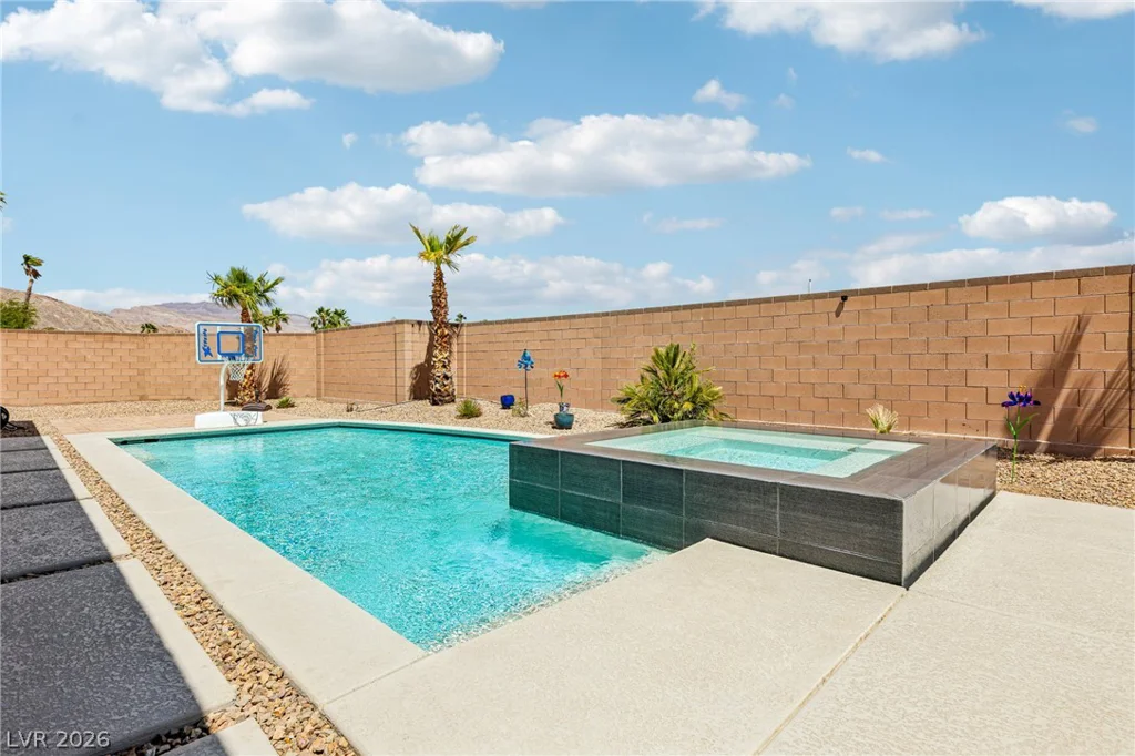 8785 Helena, Las Vegas, NV 89129