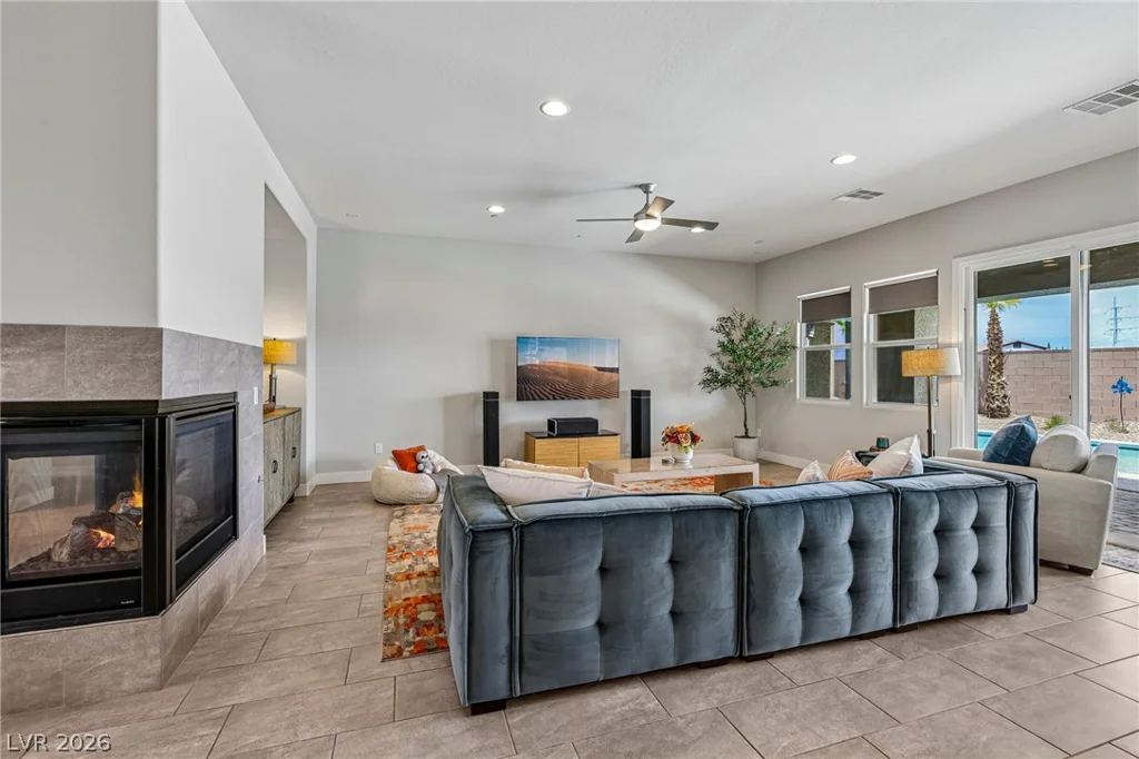 8785 Helena, Las Vegas, NV 89129