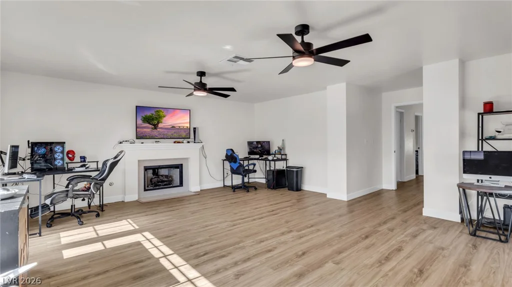 5620 Guiding Star, North Las Vegas, NV 89031