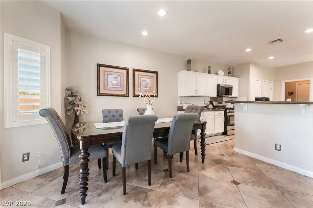 3765 Hollycroft, North Las Vegas, NV 89081