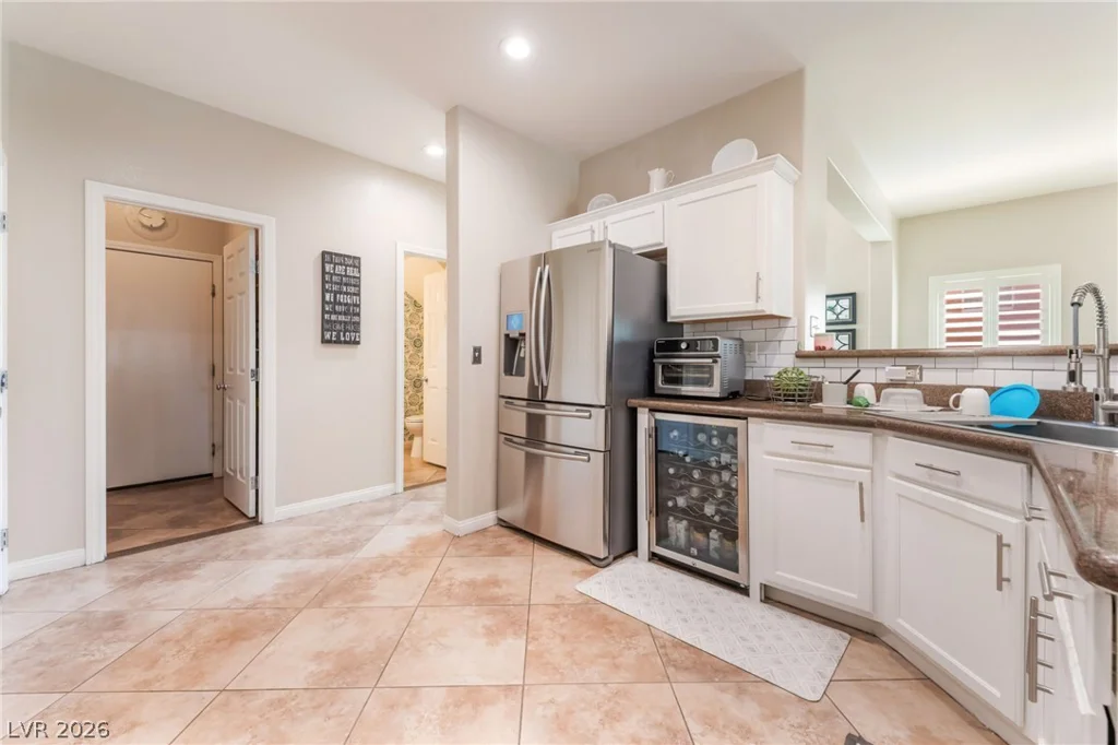 3765 Hollycroft, North Las Vegas, NV 89081