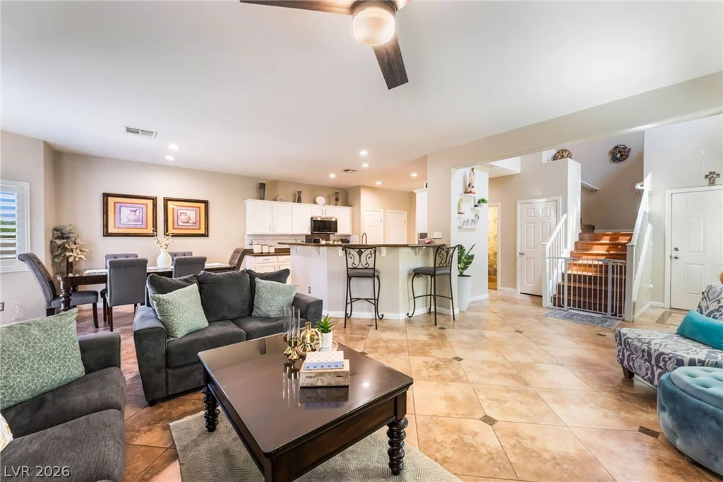 3765 Hollycroft, North Las Vegas, NV 89081