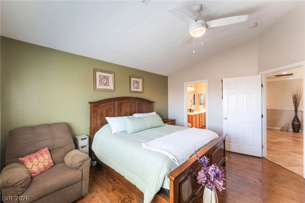 3765 Hollycroft, North Las Vegas, NV 89081