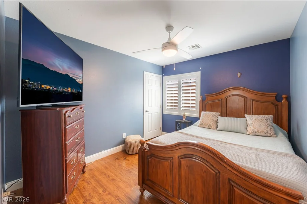 3765 Hollycroft, North Las Vegas, NV 89081