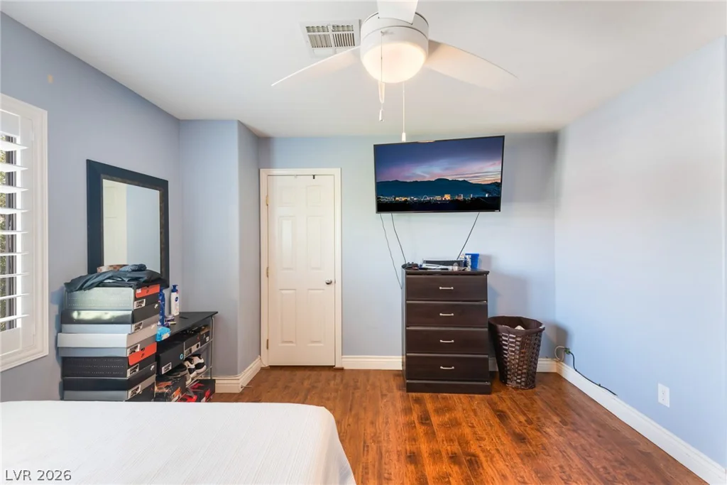 3765 Hollycroft, North Las Vegas, NV 89081