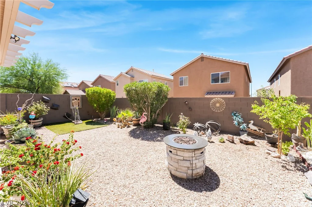 3765 Hollycroft, North Las Vegas, NV 89081