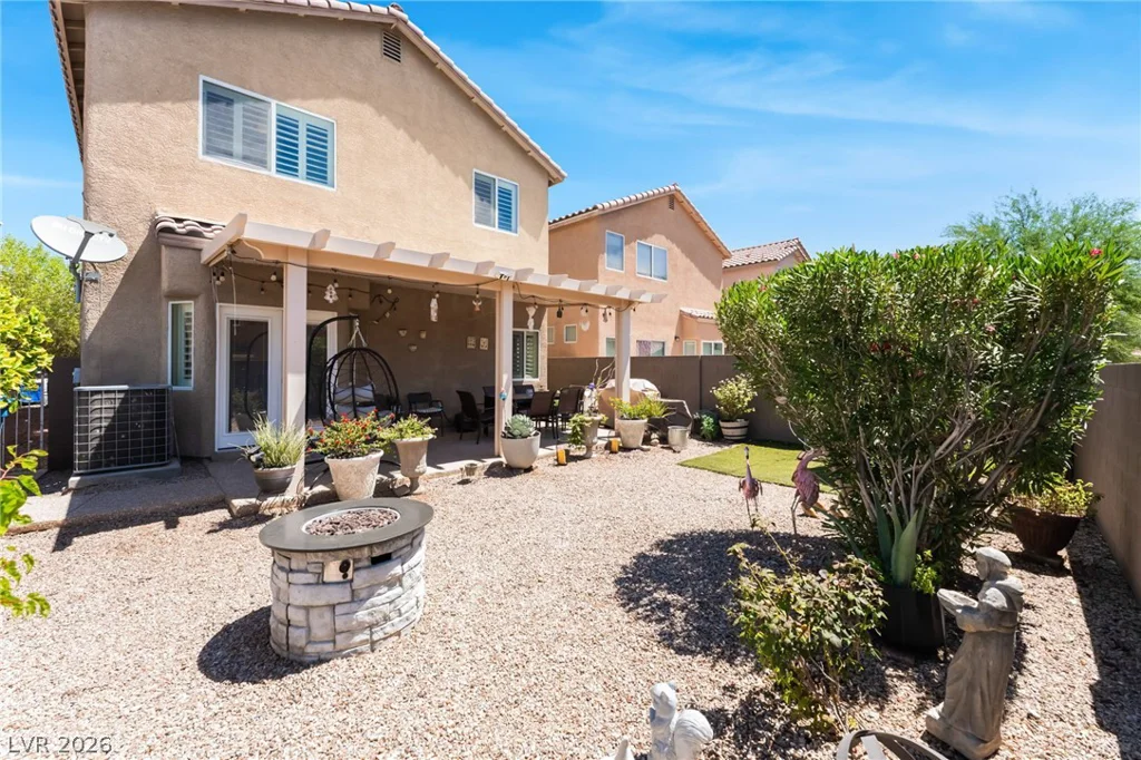 3765 Hollycroft, North Las Vegas, NV 89081