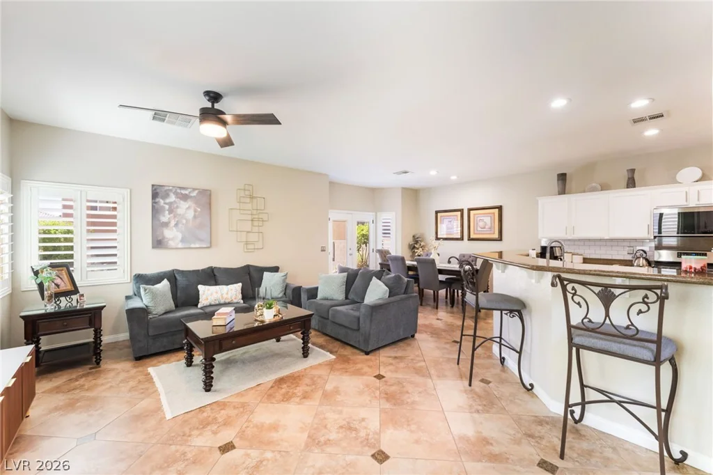 3765 Hollycroft, North Las Vegas, NV 89081