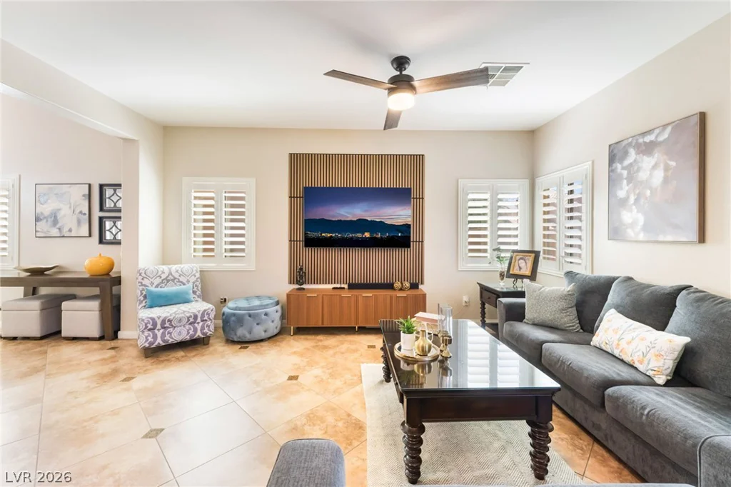 3765 Hollycroft, North Las Vegas, NV 89081