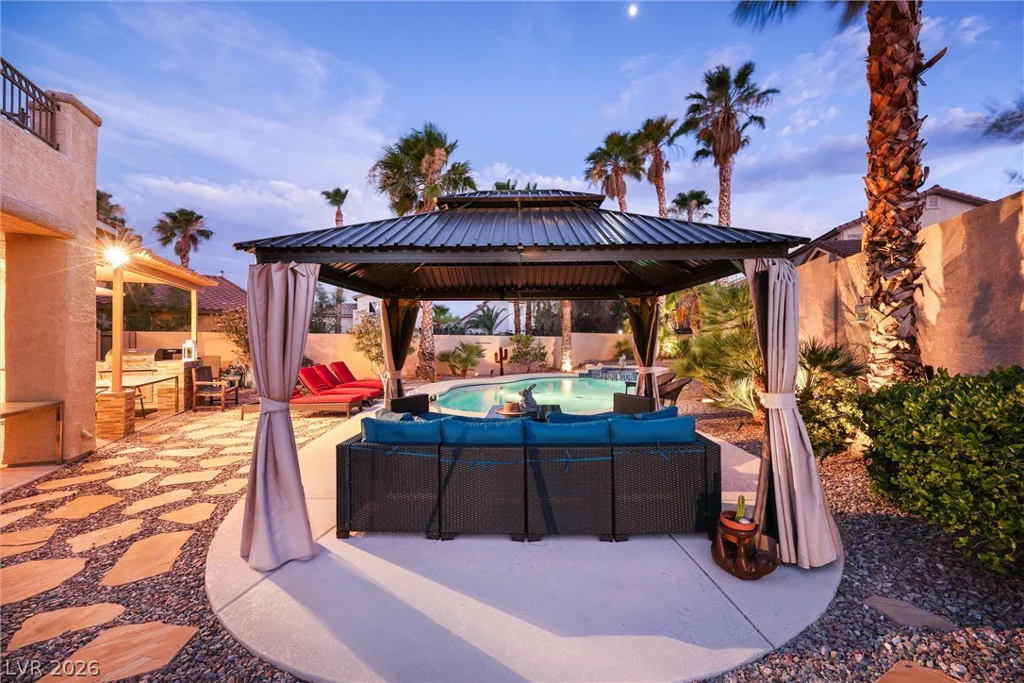 1701 Drifters Peak, Las Vegas, NV 89144