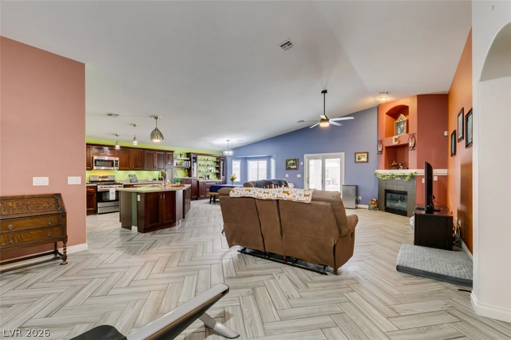 2612 Torch, North Las Vegas, NV 89081