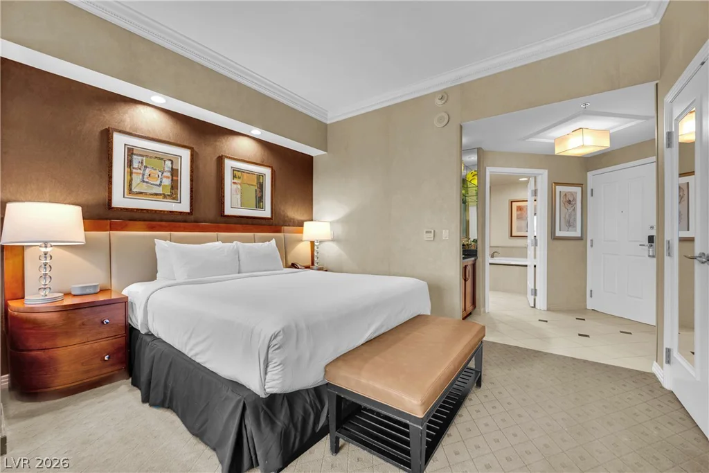145 Harmon, Las Vegas, NV 89109