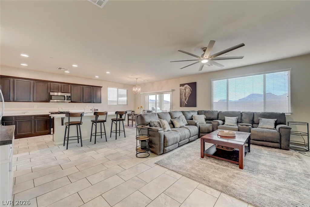 1132 Strada Cristallo, Henderson, NV 89011