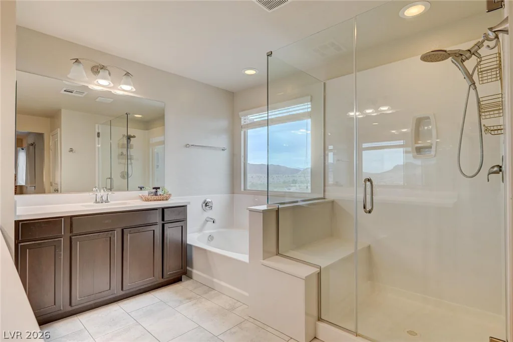 1132 Strada Cristallo, Henderson, NV 89011