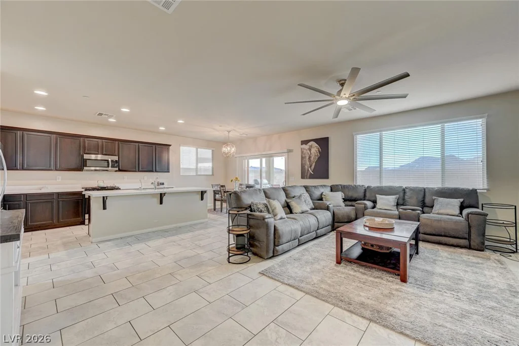 1132 Strada Cristallo, Henderson, NV 89011