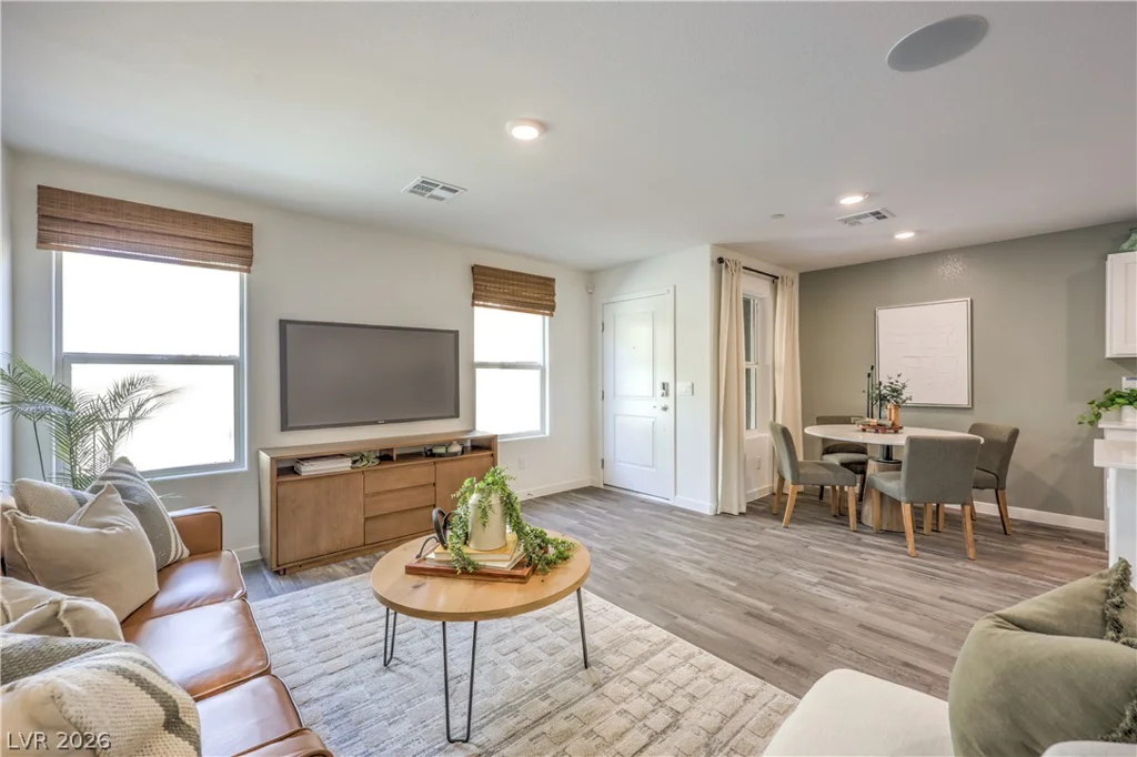 9877 Maple Pass, Las Vegas, NV 89178