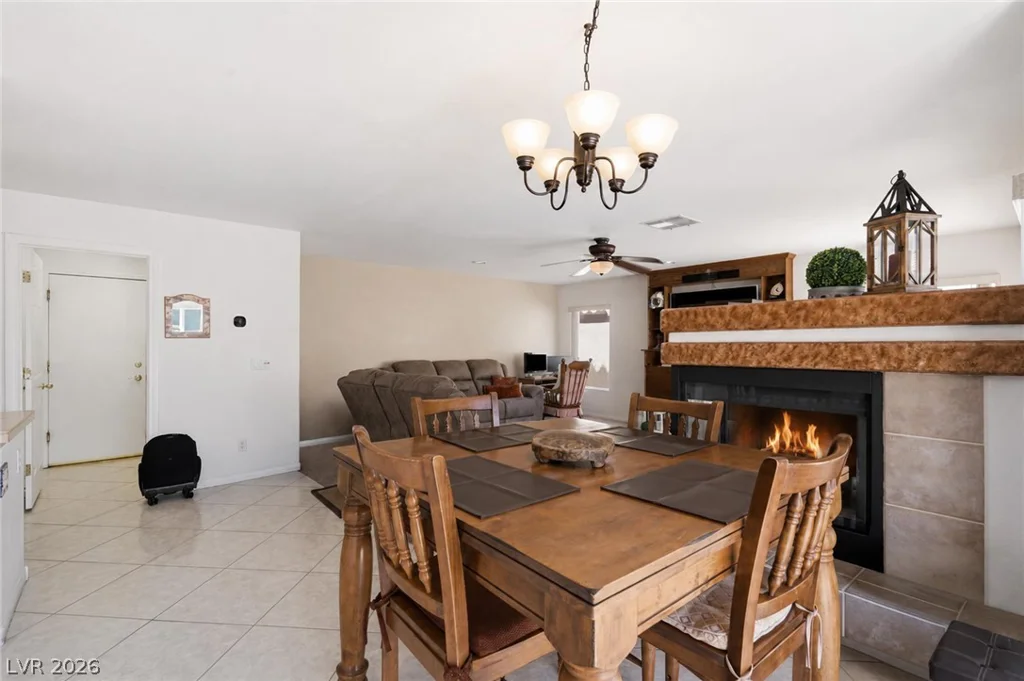 9752 Lookout Canyon, Las Vegas, NV 89183