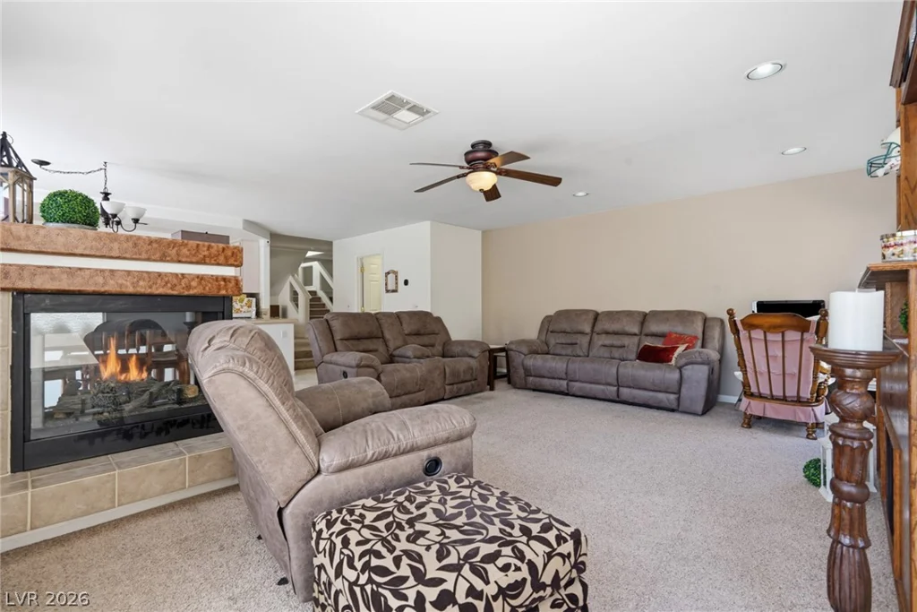 9752 Lookout Canyon, Las Vegas, NV 89183