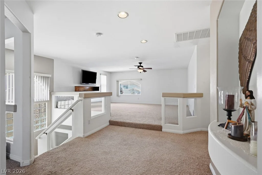 9752 Lookout Canyon, Las Vegas, NV 89183