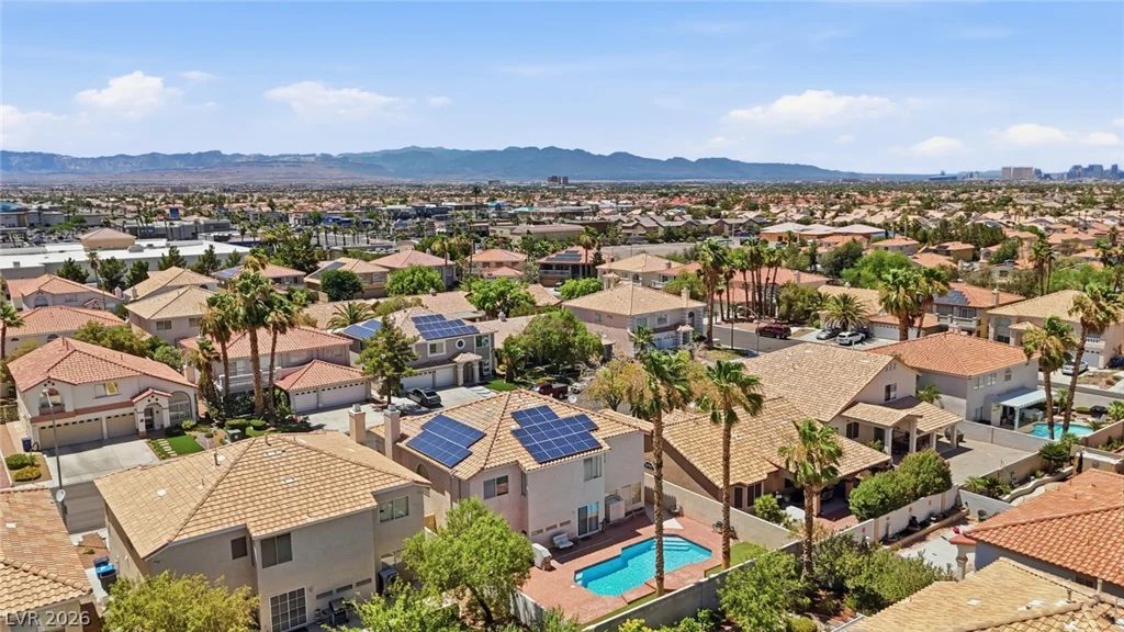 9752 Lookout Canyon, Las Vegas, NV 89183