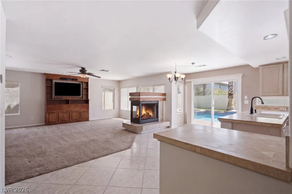 9752 Lookout Canyon, Las Vegas, NV 89183