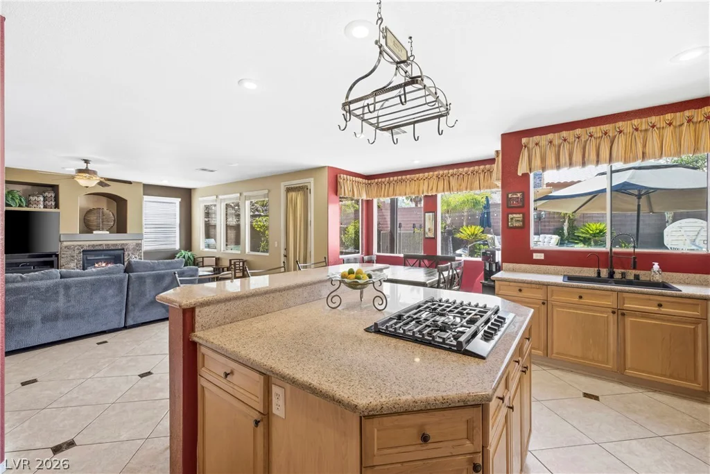 789 Craigmark, Henderson, NV 89002