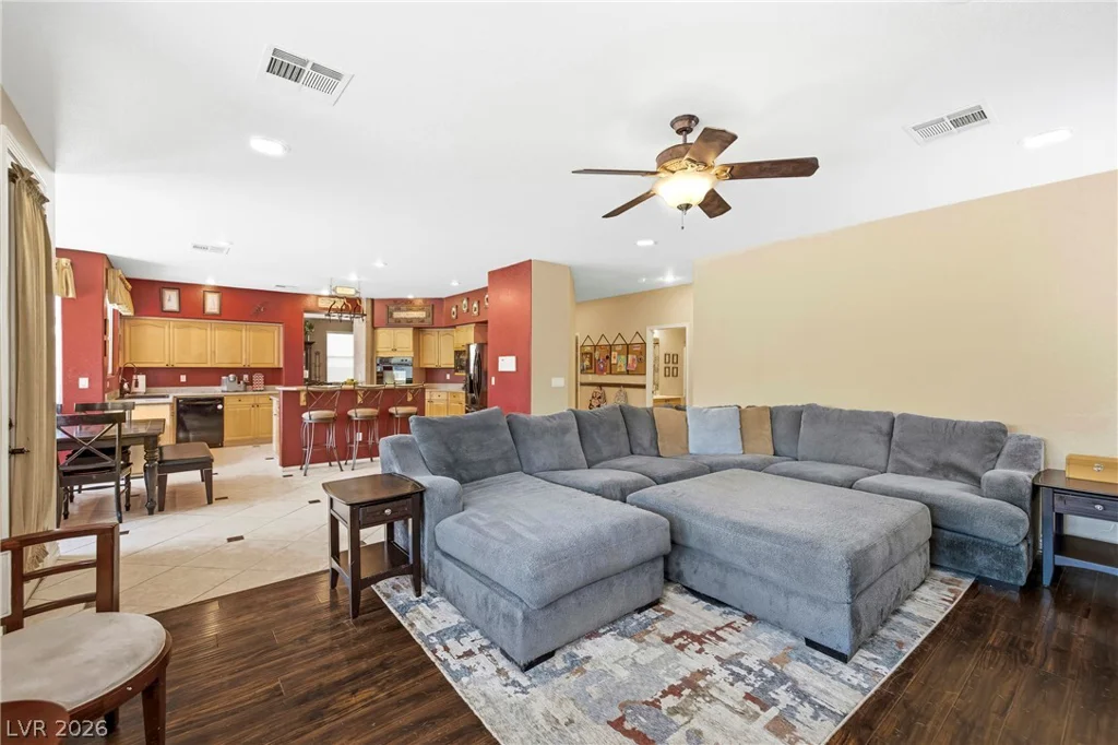 789 Craigmark, Henderson, NV 89002
