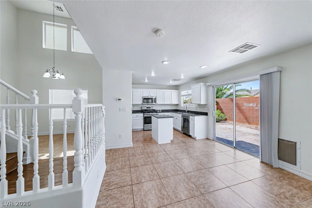 2704 Kona Crest, Henderson, NV 89052