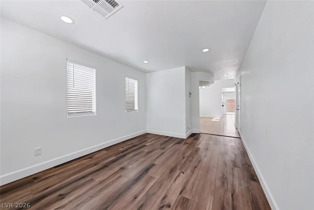 2704 Kona Crest, Henderson, NV 89052