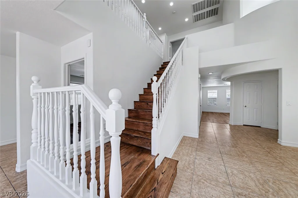 2704 Kona Crest, Henderson, NV 89052