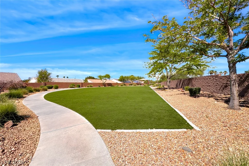 2704 Kona Crest, Henderson, NV 89052