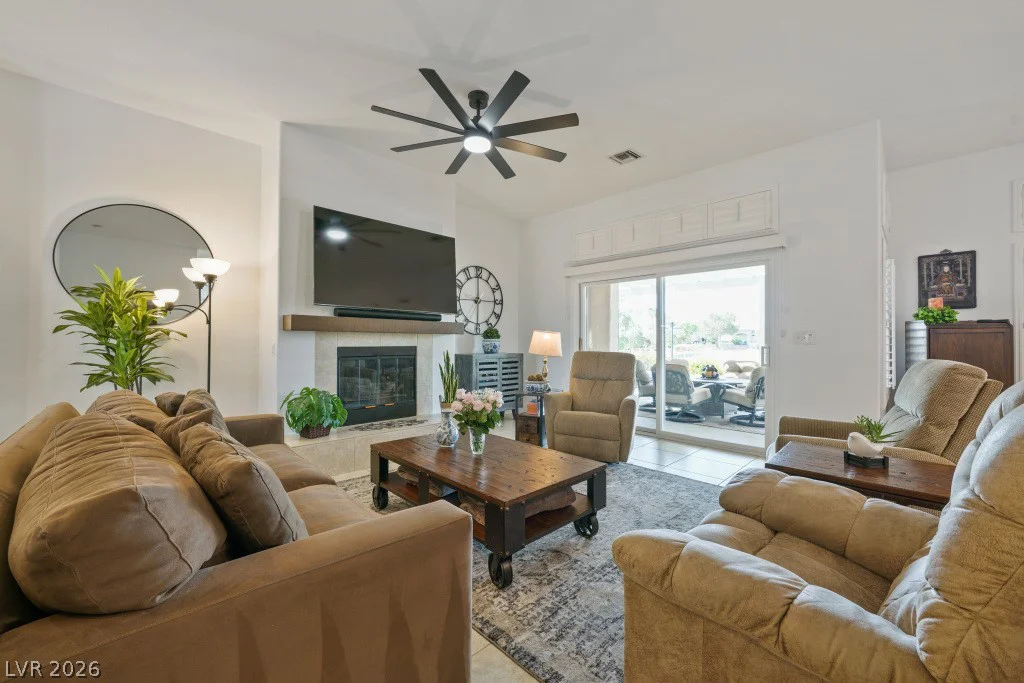 10157 Hunter Springs, Las Vegas, NV 89134