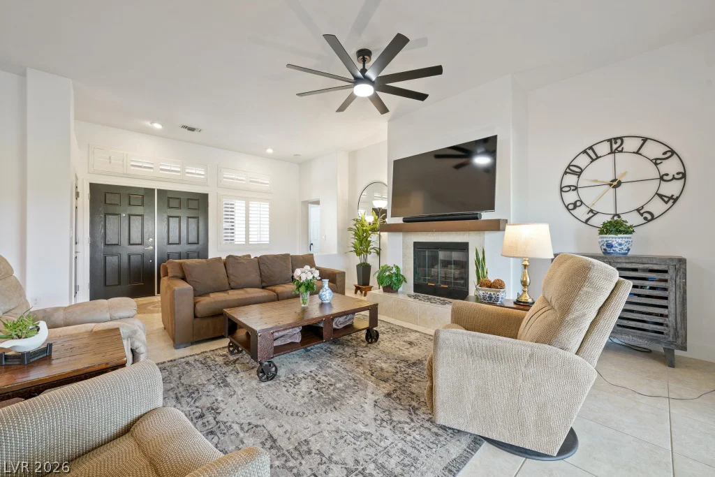 10157 Hunter Springs, Las Vegas, NV 89134