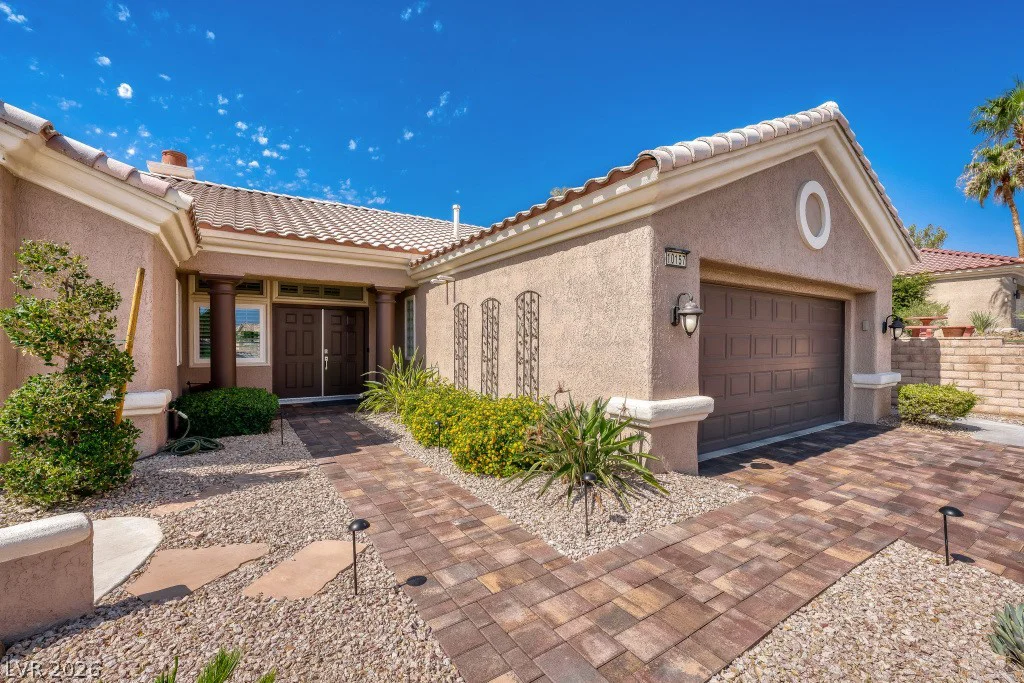 10157 Hunter Springs, Las Vegas, NV 89134