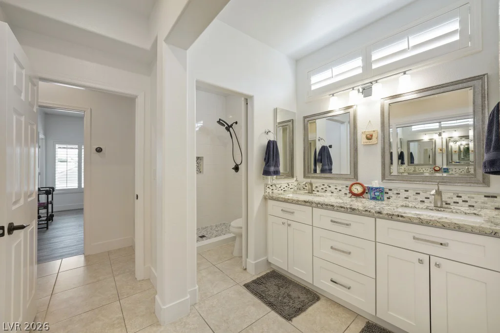 10157 Hunter Springs, Las Vegas, NV 89134