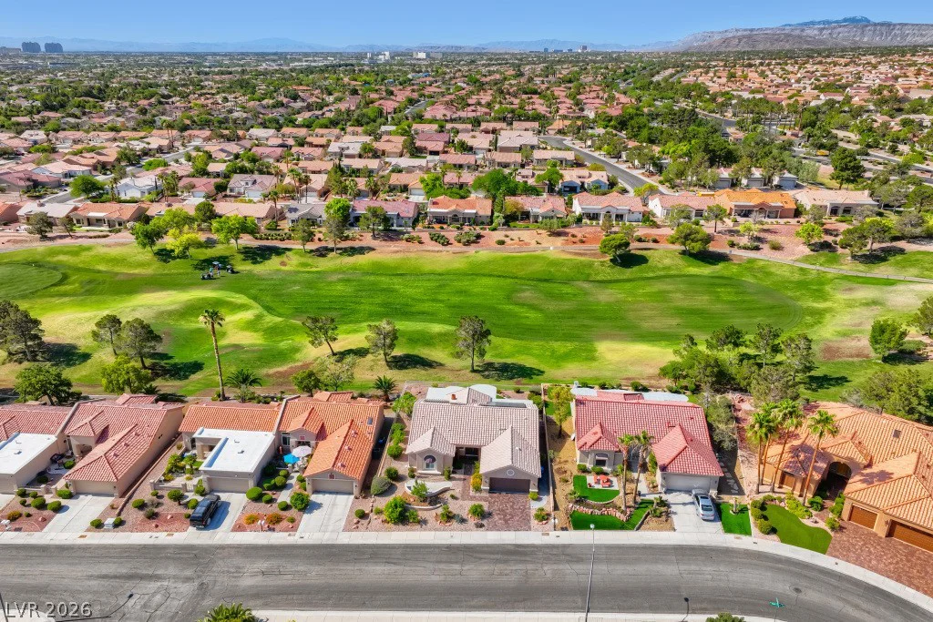 10157 Hunter Springs, Las Vegas, NV 89134