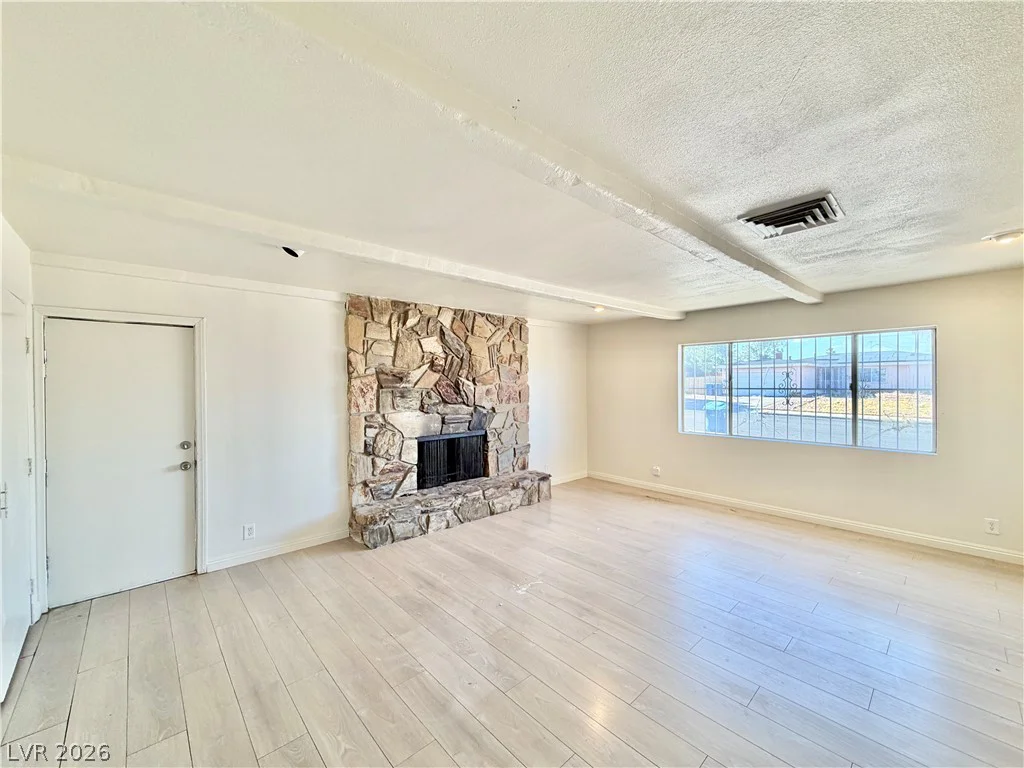 5213 Longridge, Las Vegas, NV 89146