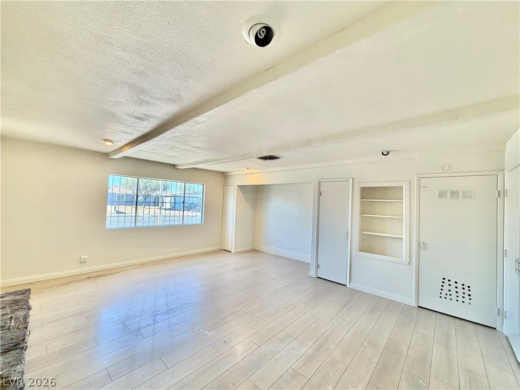 5213 Longridge, Las Vegas, NV 89146