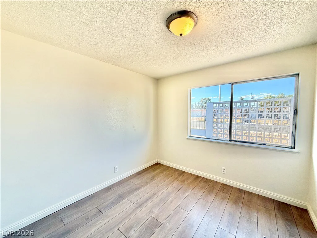 5213 Longridge, Las Vegas, NV 89146