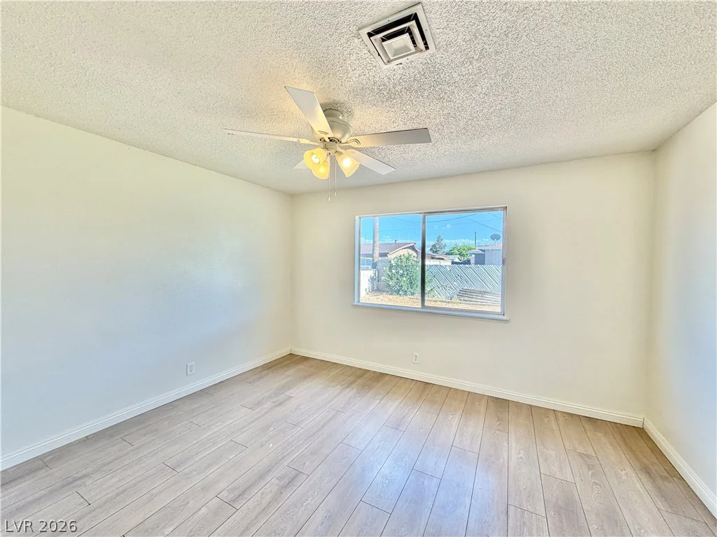 5213 Longridge, Las Vegas, NV 89146