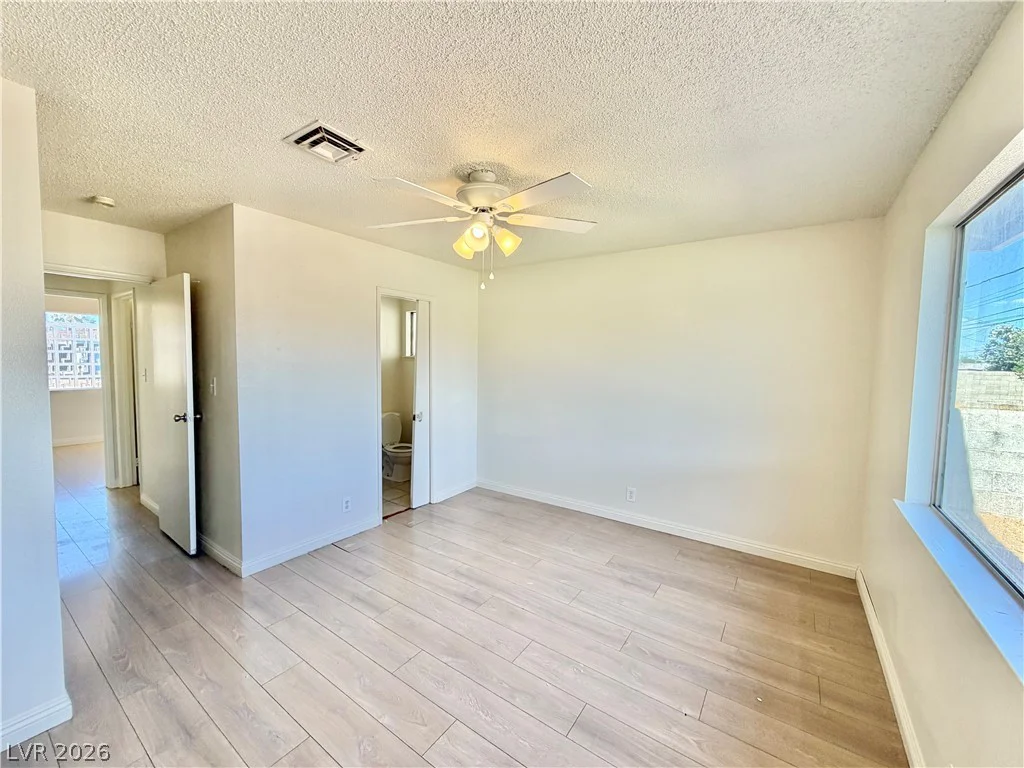 5213 Longridge, Las Vegas, NV 89146