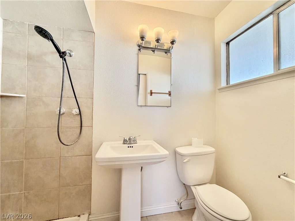 5213 Longridge, Las Vegas, NV 89146