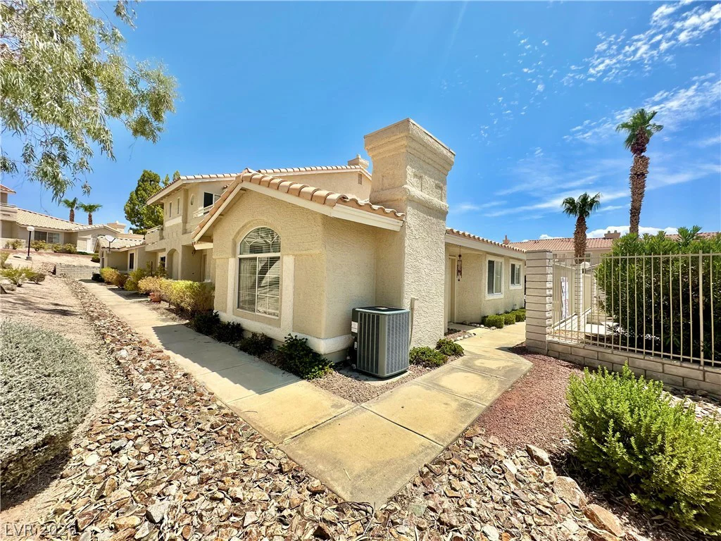 2153 Camel Mesa, Laughlin, NV 89029