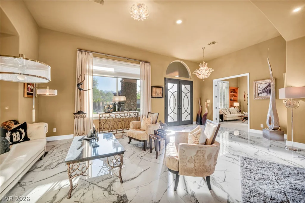 4702 Blue Mesa, Las Vegas, NV 89129