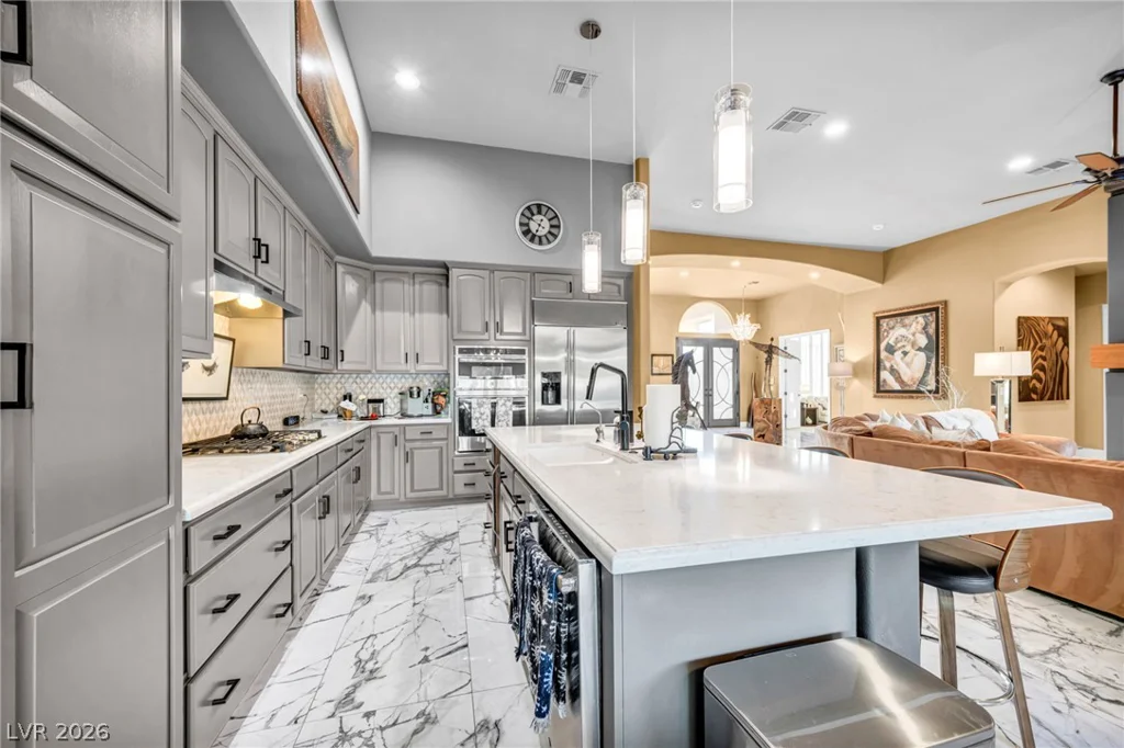 4702 Blue Mesa, Las Vegas, NV 89129