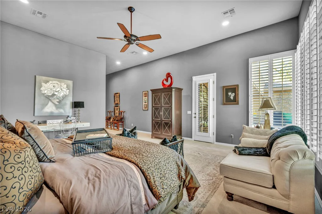 4702 Blue Mesa, Las Vegas, NV 89129