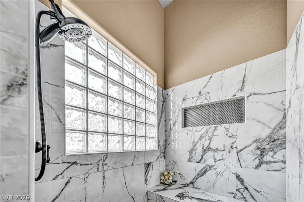 4702 Blue Mesa, Las Vegas, NV 89129