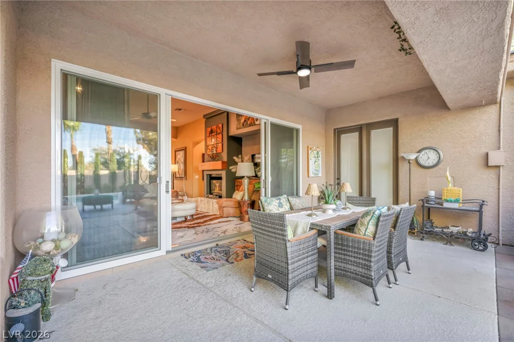 4702 Blue Mesa, Las Vegas, NV 89129