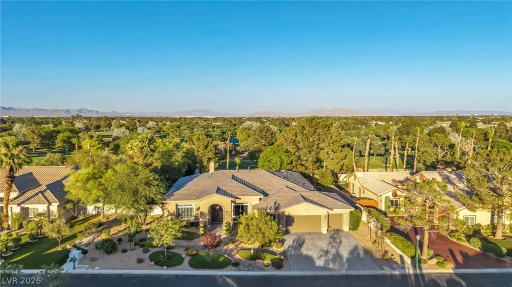 4702 Blue Mesa, Las Vegas, NV 89129