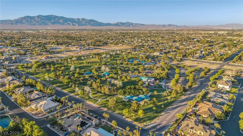 4702 Blue Mesa, Las Vegas, NV 89129